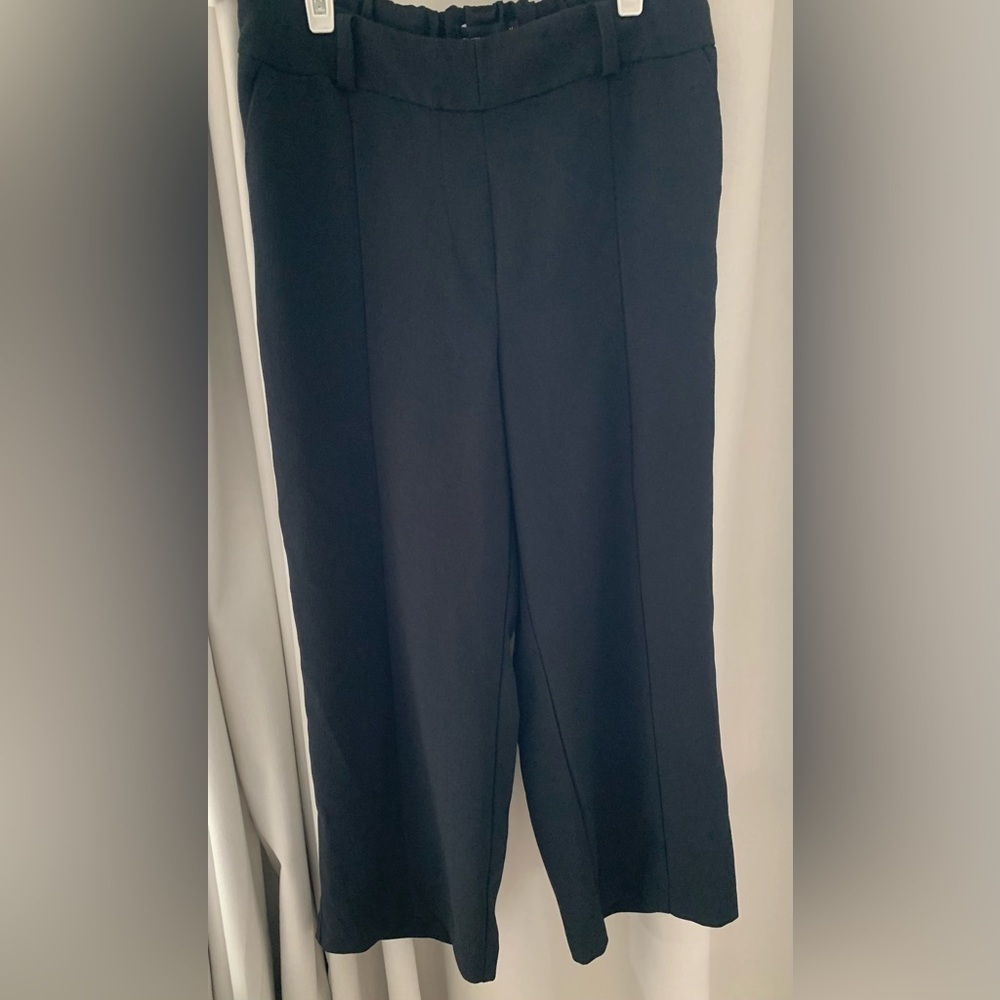 New York & Company Woman’s Black Dress Pants, Polyester Blend w/Pockets; Size MP